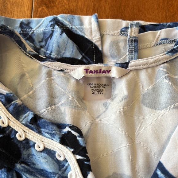 Tanjay XXL tunic top - Picture 4 of 4